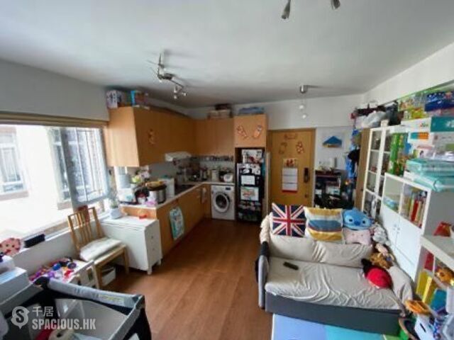 Tsing Yi - Mayfair Gardens 01