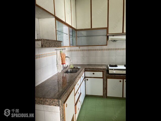 Tuen Mun - Marina Garden 01