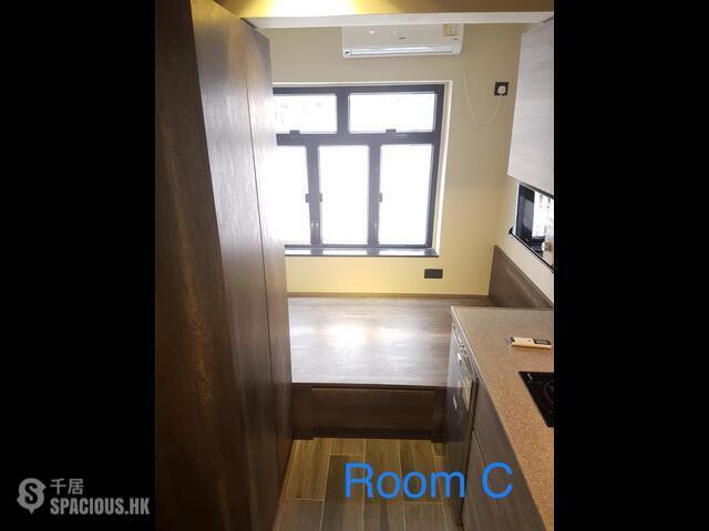 Shek Tong Tsui - Whitty Street Court Block 30-36, Whitty Street 01