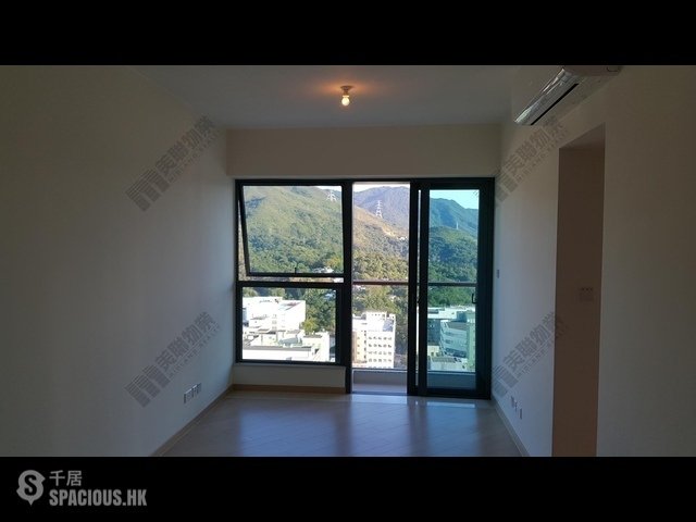 Luen Wo Hui - Commune Modern 01