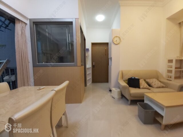 Shau Kei Wan - i・UniQ Residence 01