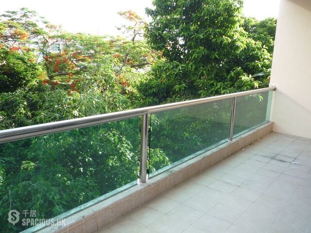 Repulse Bay - 77, Repulse Bay Road 01