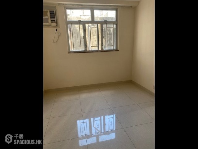 Jordan - Pilkem Court 01