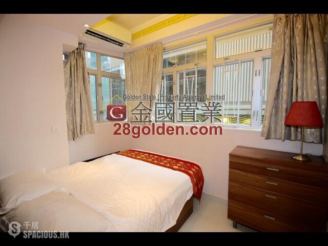 Mong Kok - Wong Choy Mansion 01