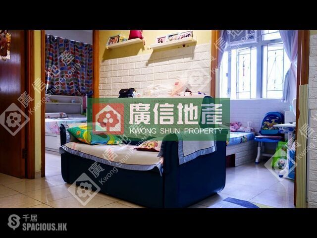 Mong Kok - On May Mansion 01