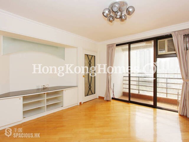 Tai Koo Shing - Tai Koo Shing Harbour View Gardens (East) Primrose Mansion 01