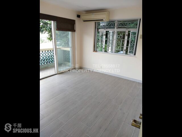 Sha Tin - Sha Tin Wai 01