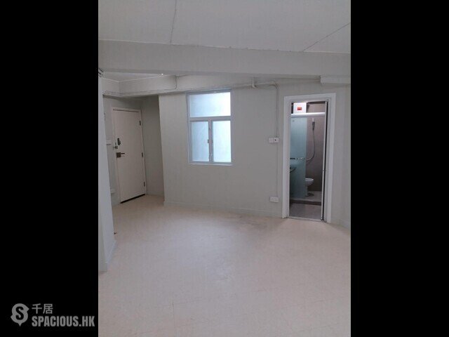 Sheung Wan - 3-5A, Jervois Street 01