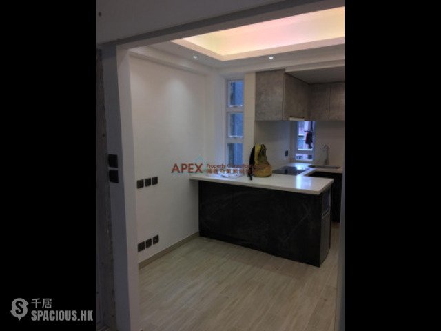Sai Ying Pun - On Lok Mansion 01
