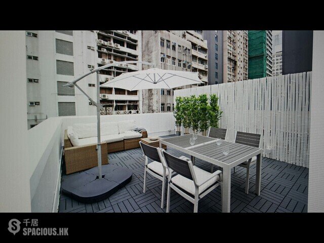Sheung Wan - Wing Lok Mansion 01