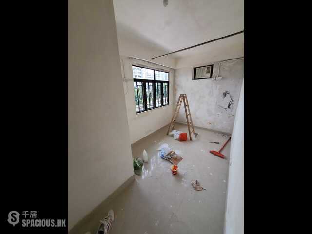 Tai Wai - Chik Tak Building 01