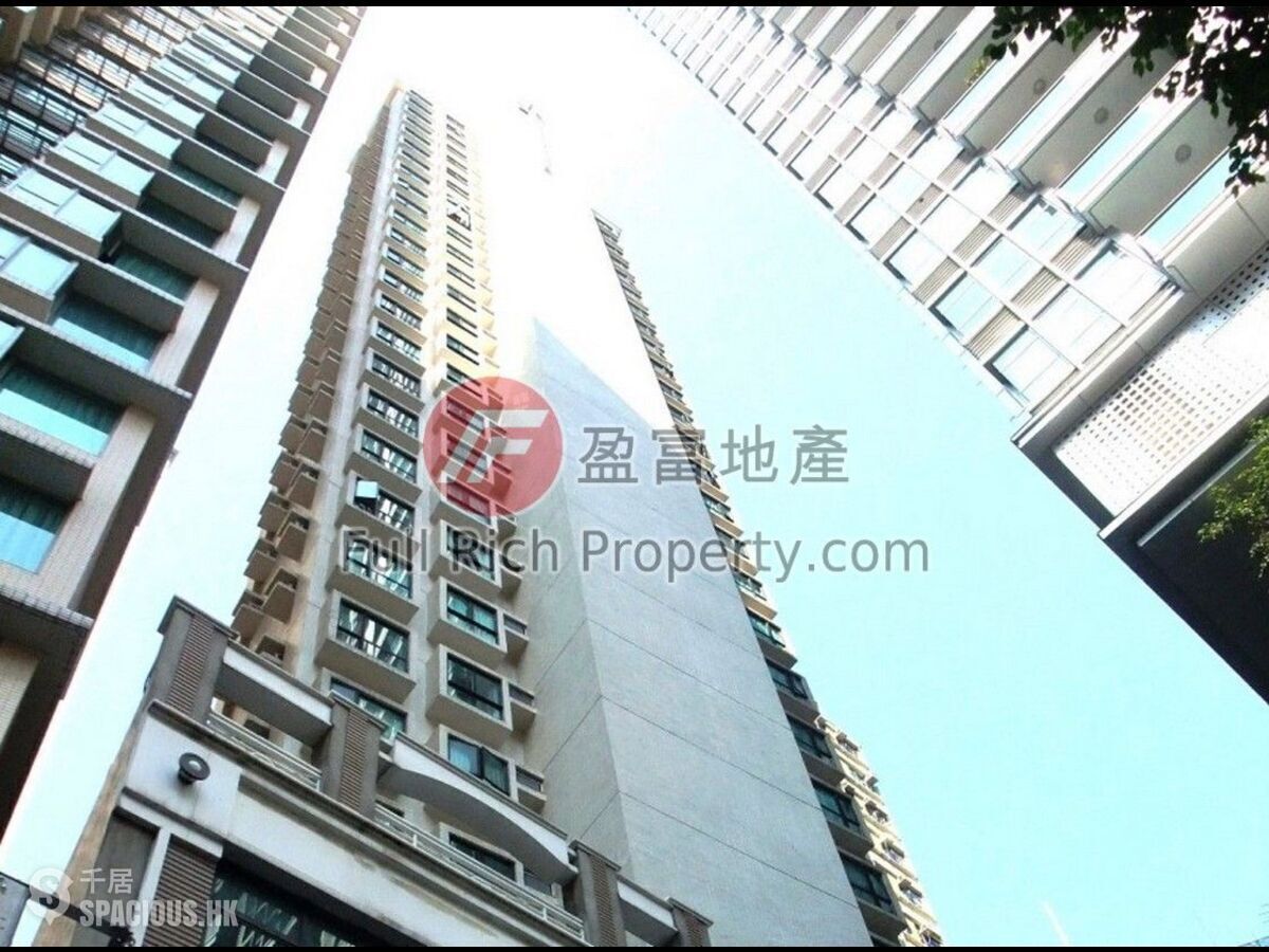 Wan Chai - Pinnacle Building 01