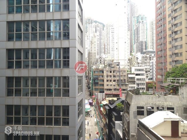 Central - Waga Commercial Centre 01