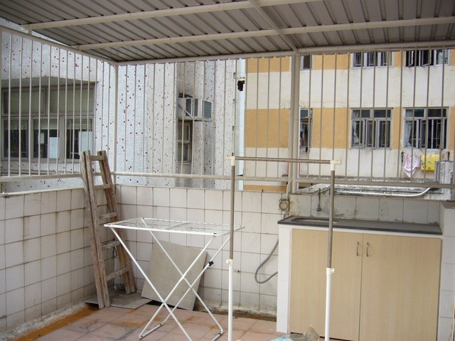 Sai Wan Ho - Wah Sing Building 01