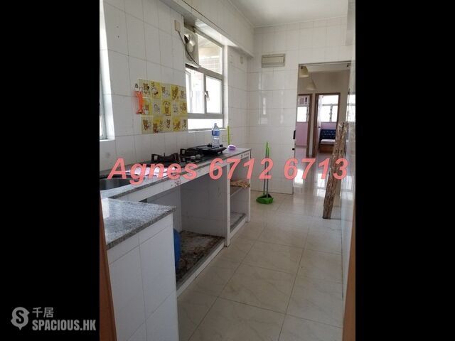 Sai Ying Pun - 137, Second Street 01