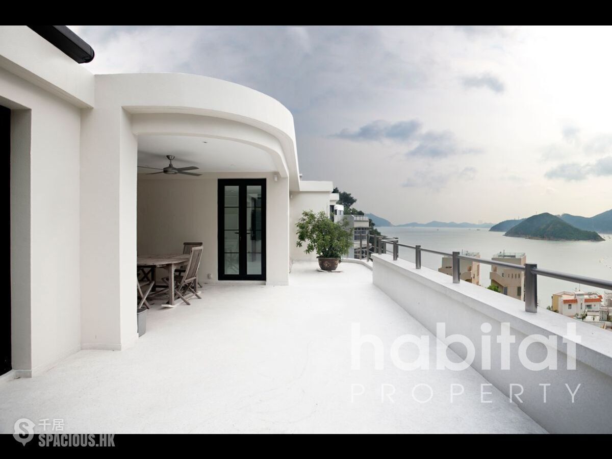 Repulse Bay - Lakeside Apartments 01