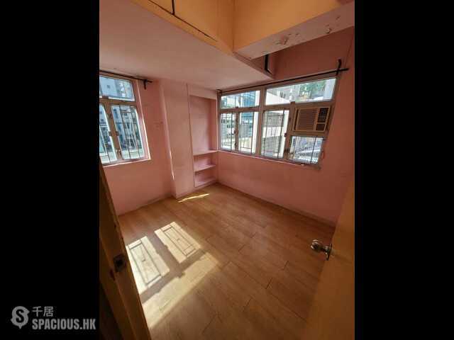 Causeway Bay - 38-40, Jardine's Bazaar 01