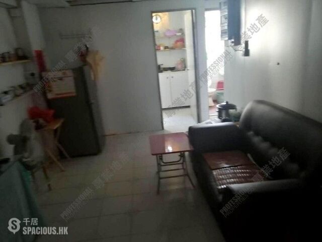 Sai Ying Pun - 26-28, Eastern Street 01