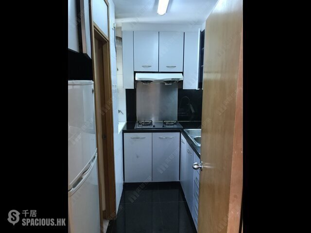 Sai Wan Ho - Lei King Wan Sites B Block 7 Yat Wing Mansion 01