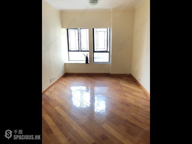 Shau Kei Wan - Perfect Mount Gardens 01