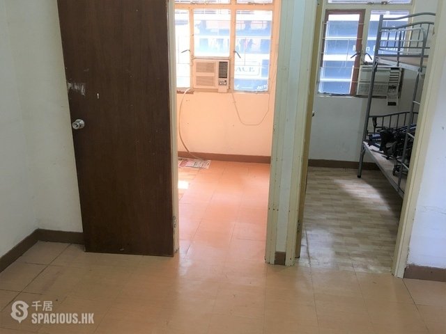 Sai Ying Pun - On Lok Mansion 01