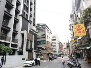 Zhongshan - XX Lane 135, Section 2, Minquan East Road, Zhongshan, Taipei 03