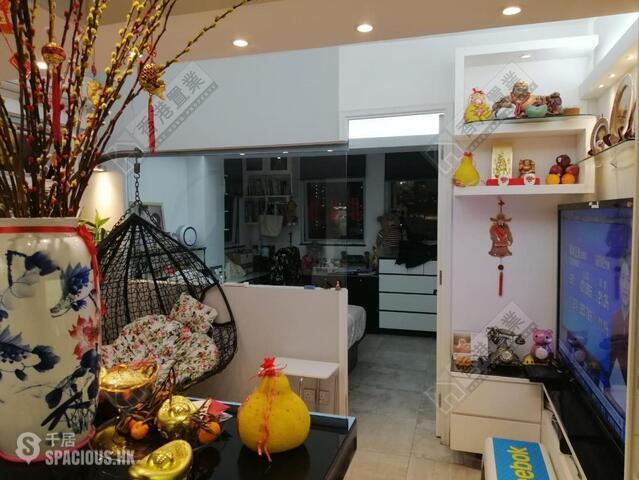 Sai Wan Ho - Lai Wan Building 01