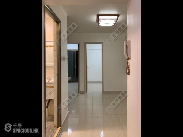 Cheung Sha Wan - Hang Shun Building 01