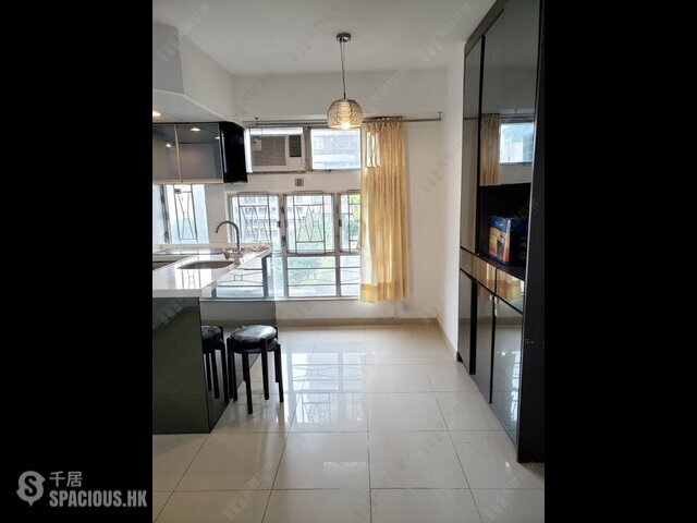 Tuen Mun - Waldorf Garden 01
