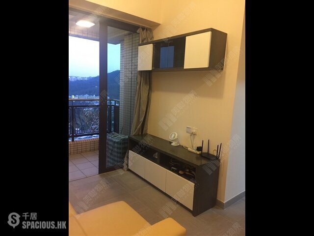 Sheung Shui - 8, Royal Green 01