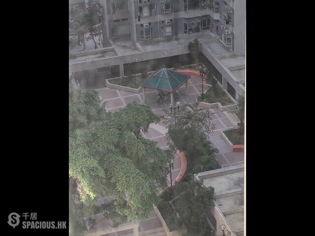 Tsuen Wan - Riviera Gardens 01