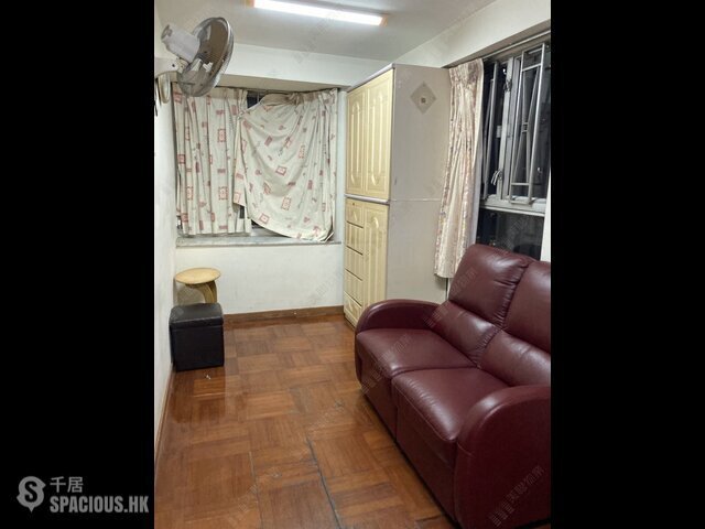 Tuen Mun - Wah Lok Mansion 01