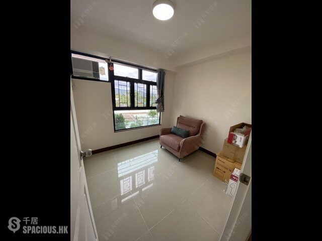 Yuen Long - Windsor Villa 01