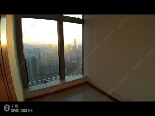 Kwai Chung - Primrose Hill 01