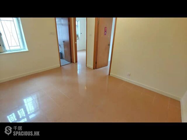 To Kwa Wan - Maidstone Apartments 01