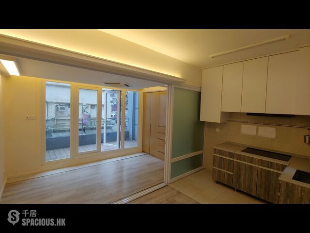 Soho - 66-66A, Peel Street 01