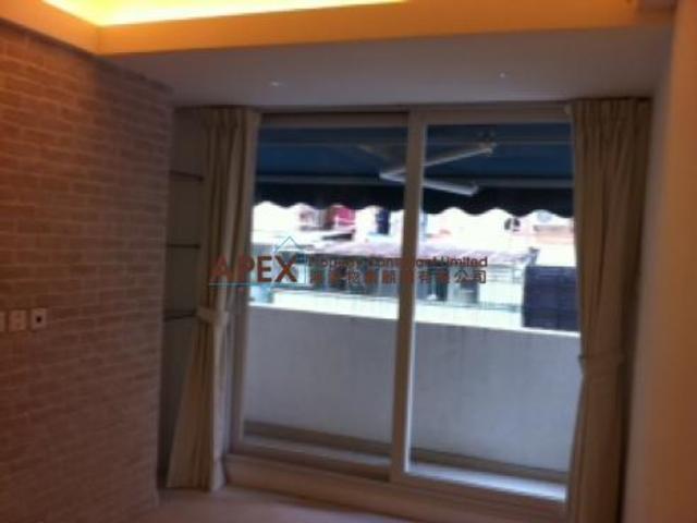 Sai Ying Pun - Highlight House 01