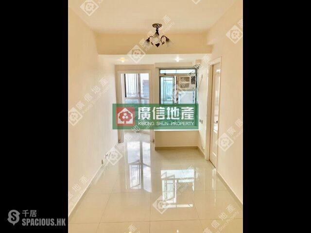 Mong Kok - Cheong Fat Mansion 01