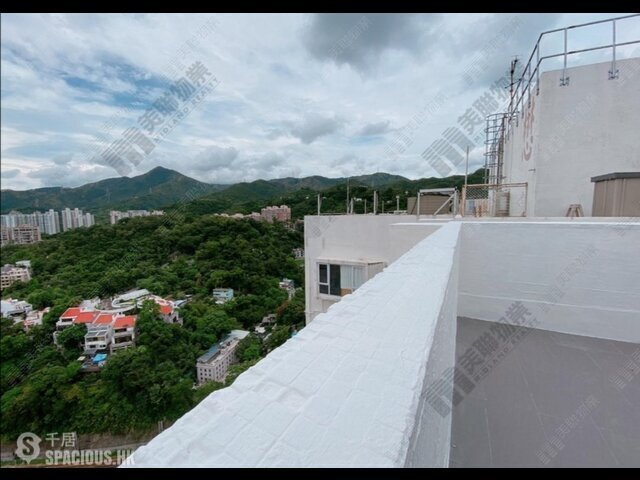 Sha Tin - Hilton Plaza 01