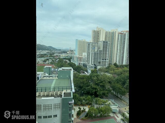Tuen Mun - Parkland Villas 01