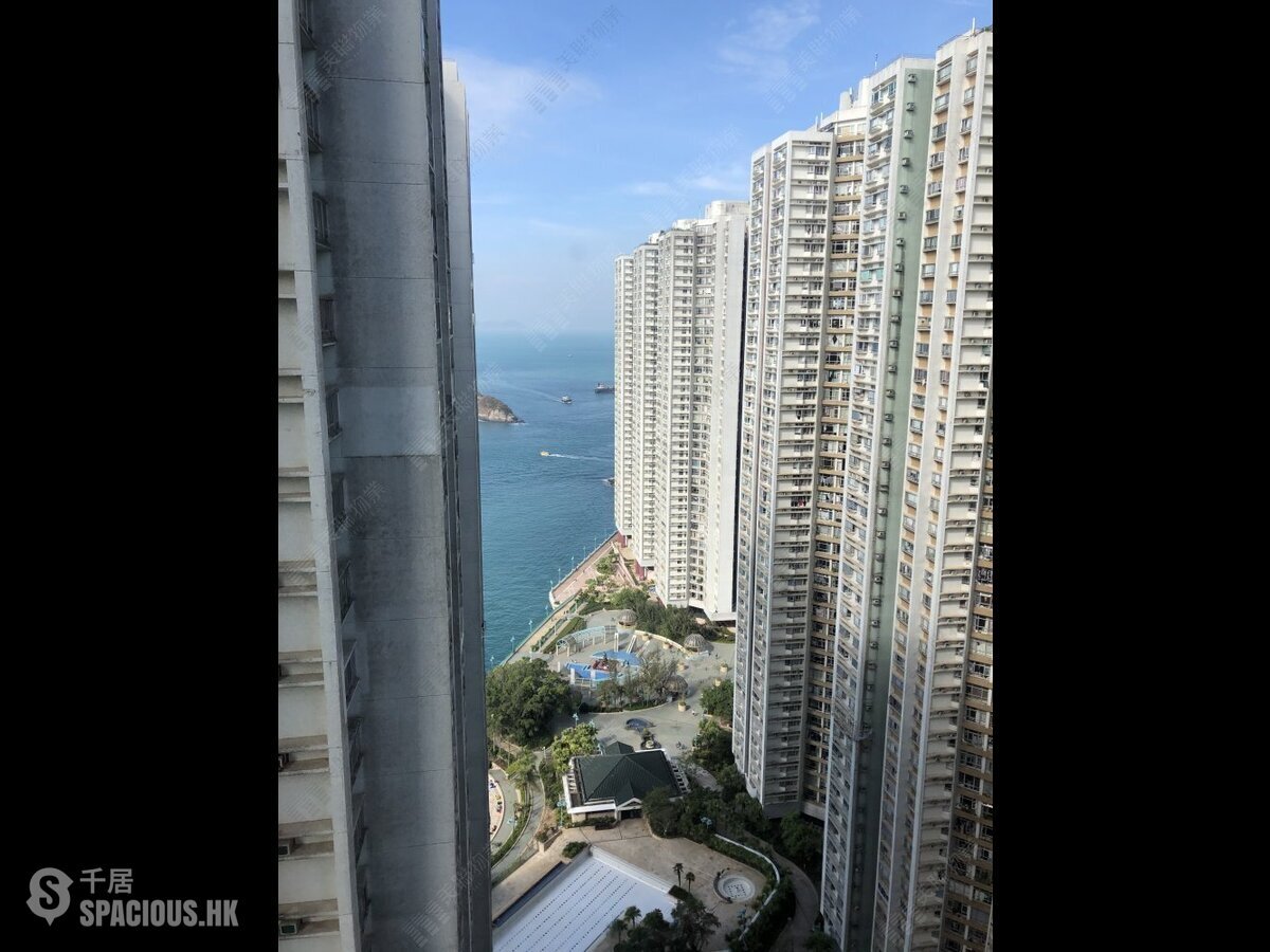 Ap Lei Chau - South Horizons Phase 3 Mei Hin Court (Block 23) 01