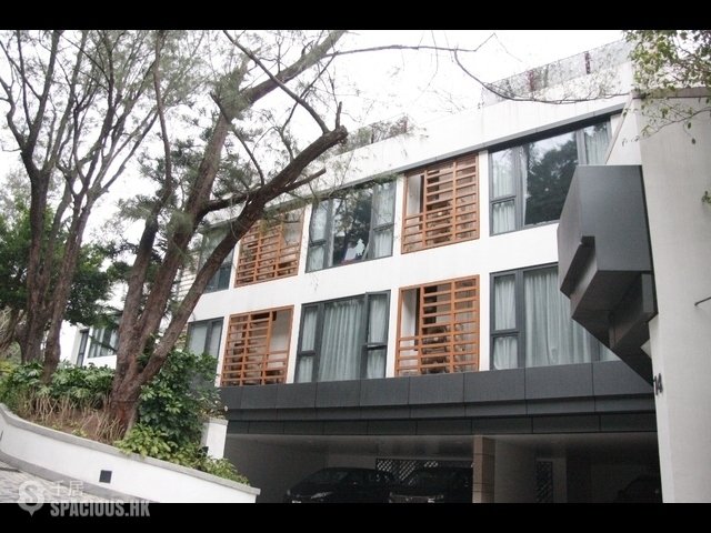 Repulse Bay - 14, Headland Road 01