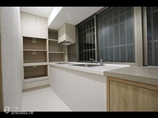 Wanhua - No. XX, Section 2, Hankou St, Wanhua District, Taipei City, Taiwan 108 01