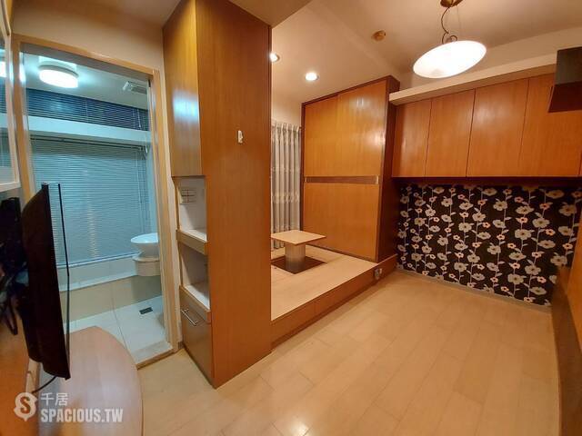 Zhongshan - No. XX, Lane 70, Section 1, Minsheng East Road, Zhongshan District, Taipei City, Taiwan 10491 01