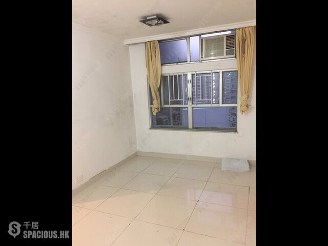 Tseung Kwan O - Yan Ming Court 01