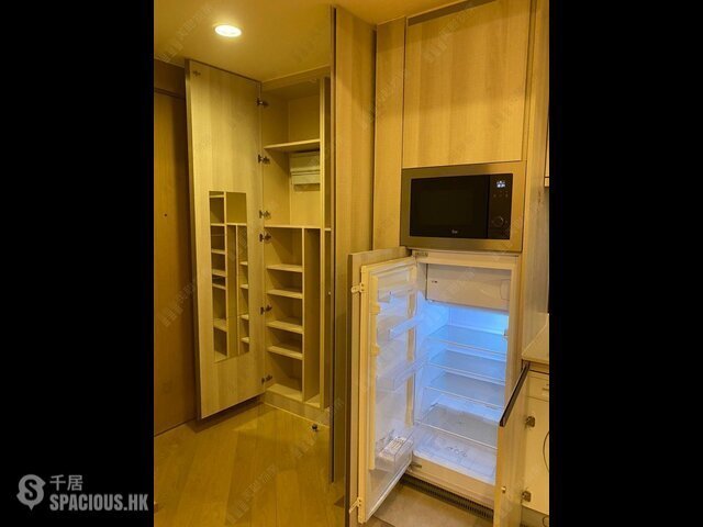 Tuen Mun - Eight Regency 01