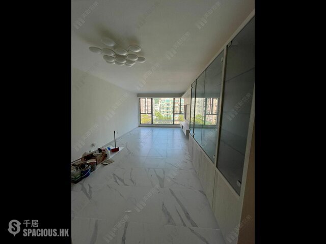 Tai Po - Parc Versailles Phase 2 01