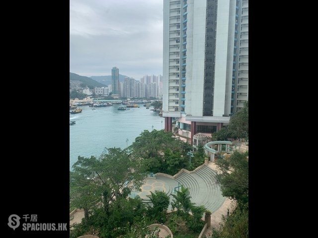 Ap Lei Chau - South Horizons Phase 2 Yee Mei Court (Block 7) 01