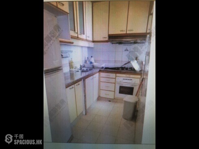 Ap Lei Chau - South Horizons Phase 3 Mei Ka Court (Block 23A) 01