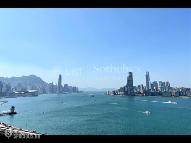 Fortress Hill - Harbour Glory 01